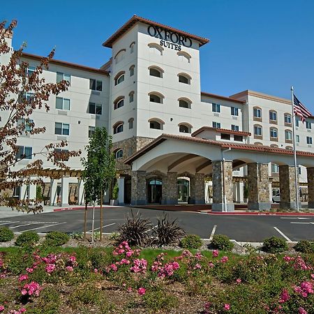 Oxford Suites Sonoma - Ронерт-Парк Екстер'єр фото