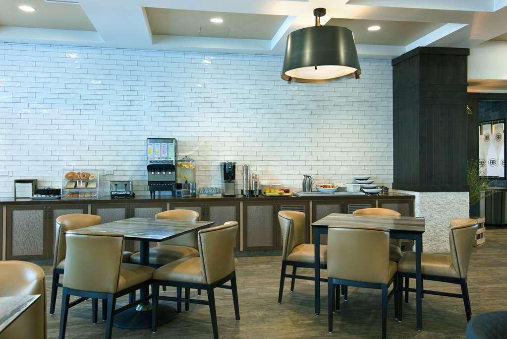 Oxford Suites Sonoma - Ронерт-Парк Ресторан фото